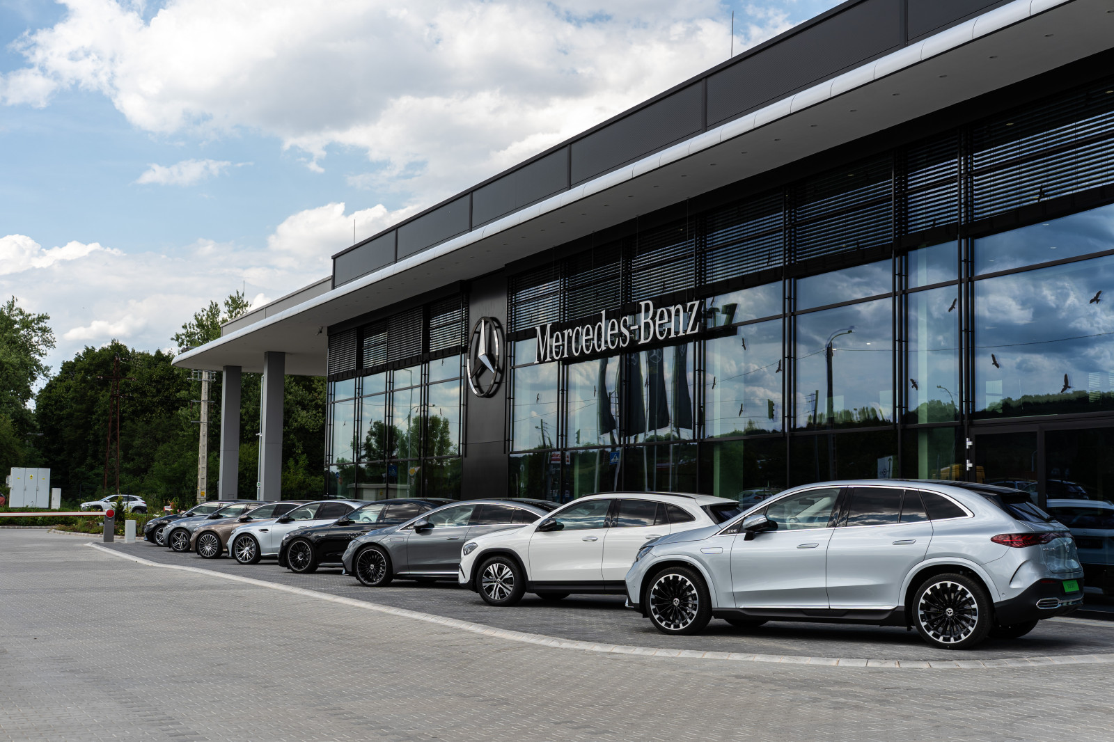 MBM Auto Kft. - Lapozó 1