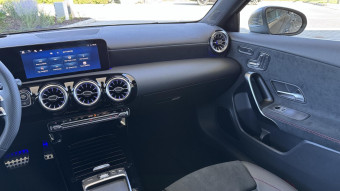 A 220 4Matic 8G-DCT Mild hybrid drive 7