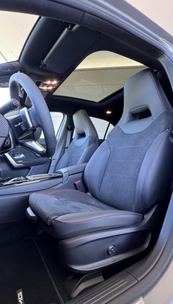 A 220 4Matic 8G-DCT Mild hybrid drive 8