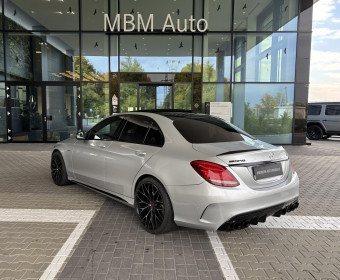 C 43 4MATIC 9G-TRONIC AMG Performance 3
