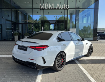 C 63 S E Performance 4Matic 9G-TRONIC 4
