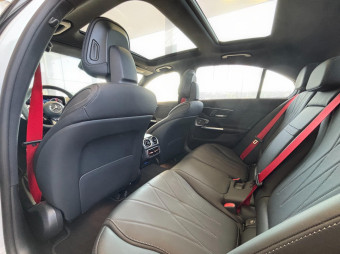 C 63 S E Performance 4Matic 9G-TRONIC 9