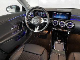 CLA Shooting Brake 180 d 8G-DCT 5