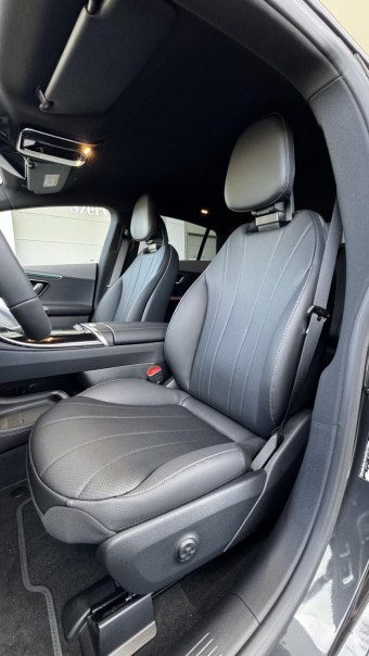EQE 350 4Matic Sentiment 14